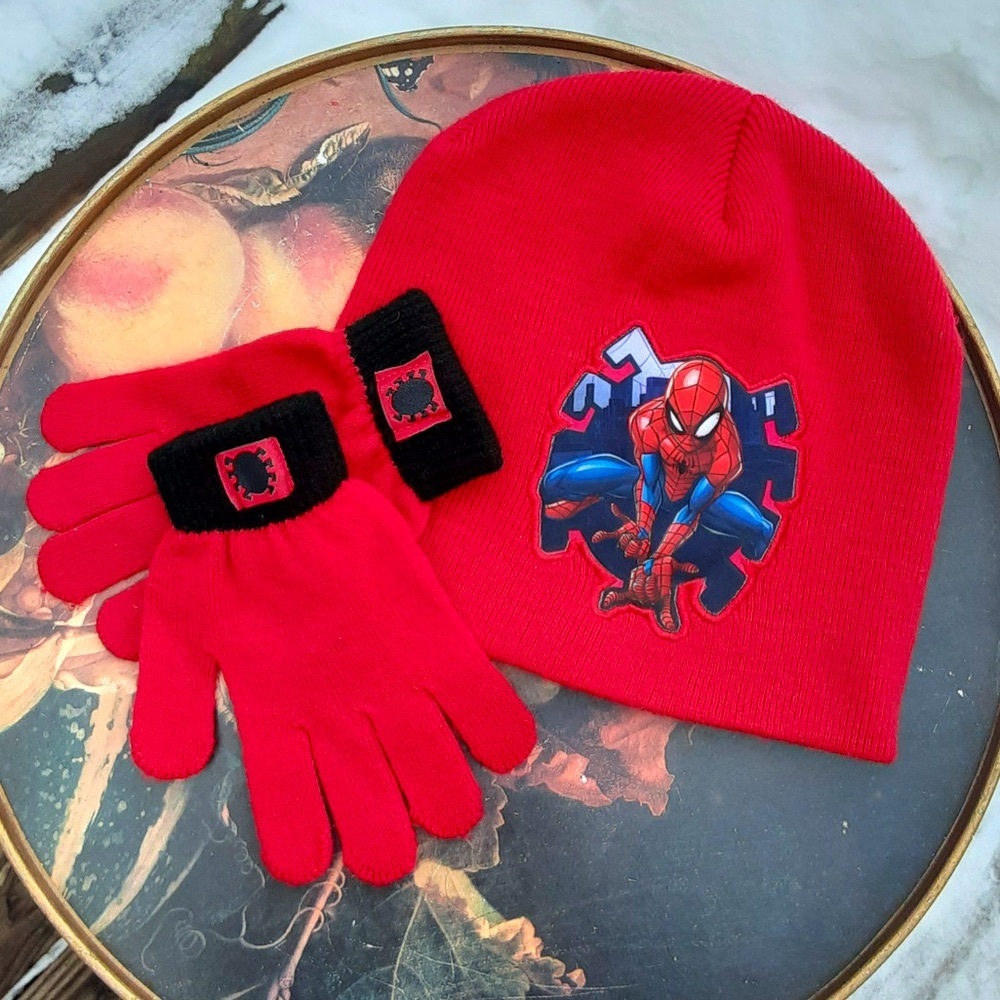 Spider-Man boys beanie and gloves